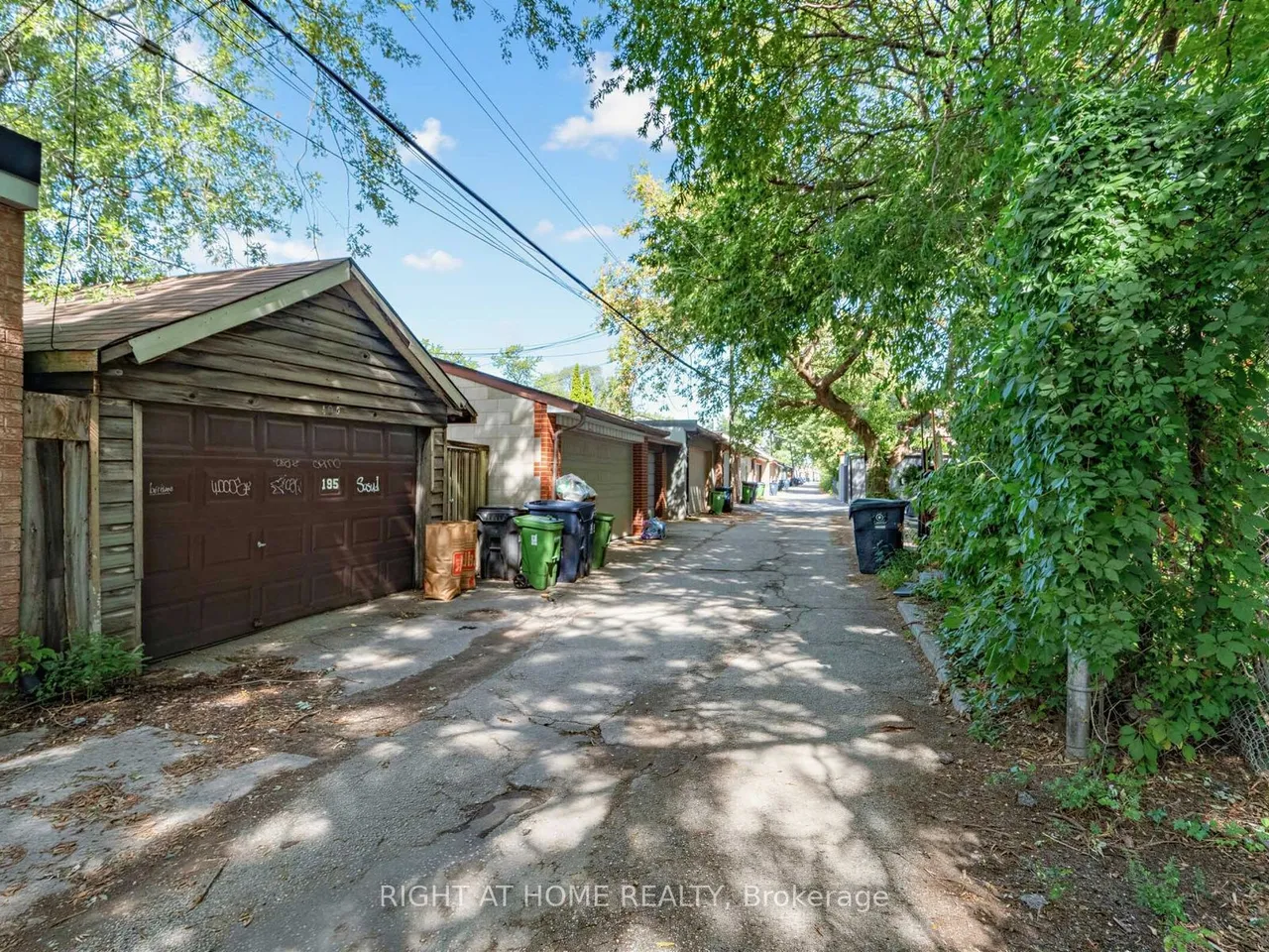 195 Grace Street — photo 23