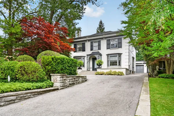15 Alexandra Wood — photo 2