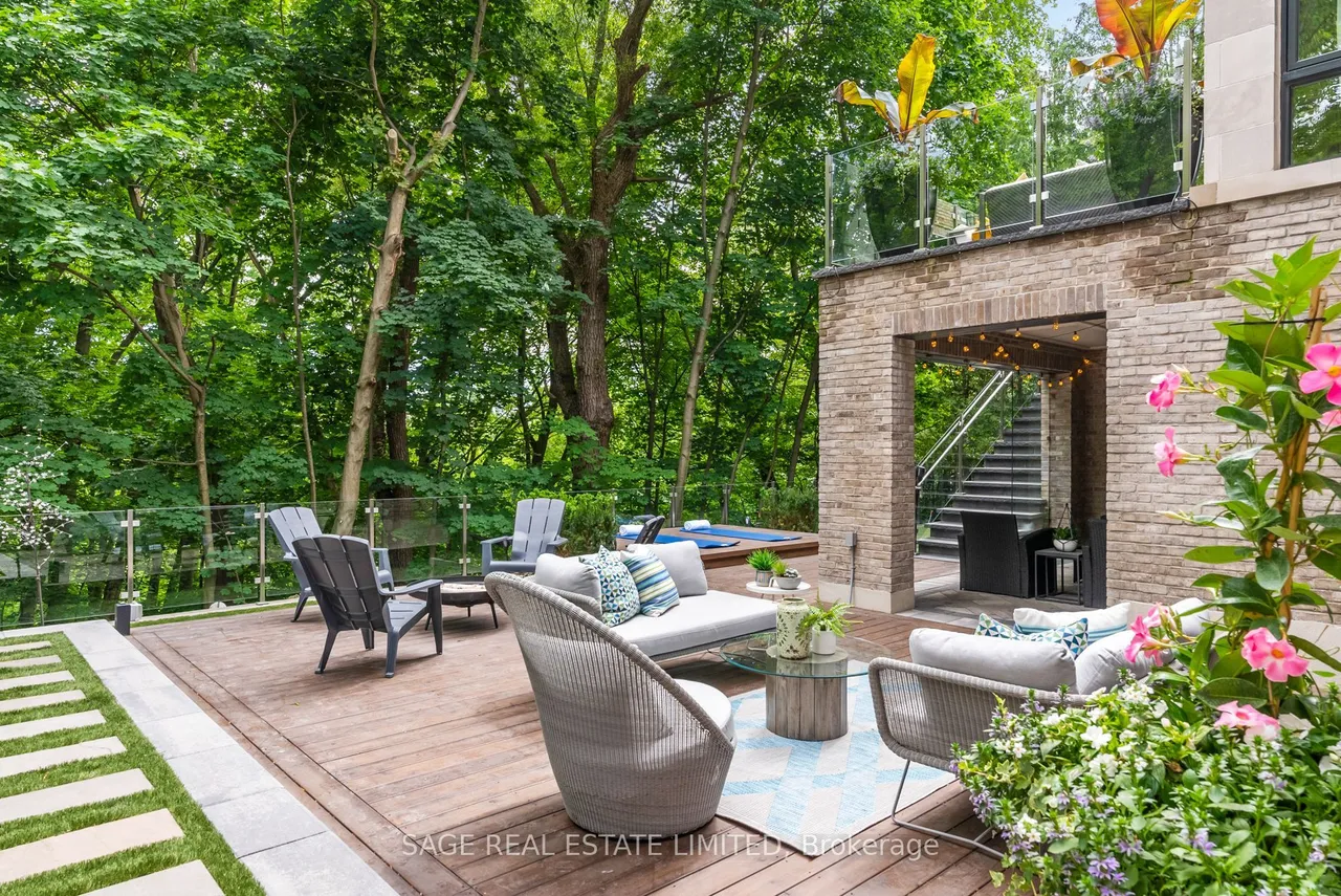 11 Ridgewood Road — photo 3
