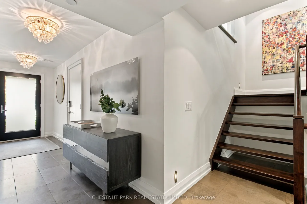 118 Albertus Avenue — photo 3