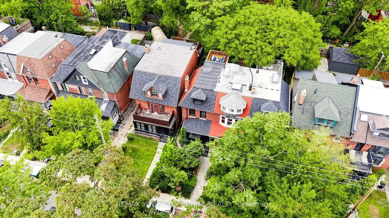 104 Wells Street — photo 39