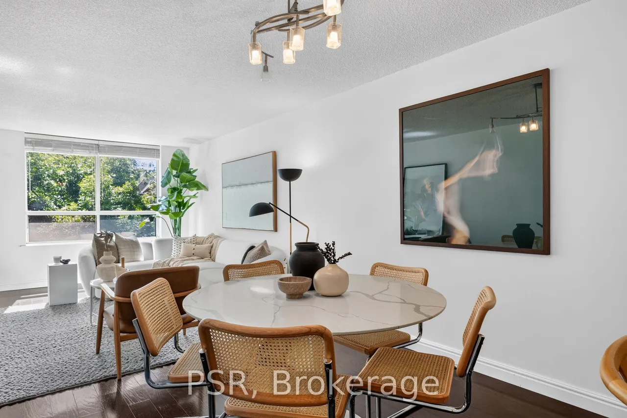 95 Prince Arthur Avenue — photo 2