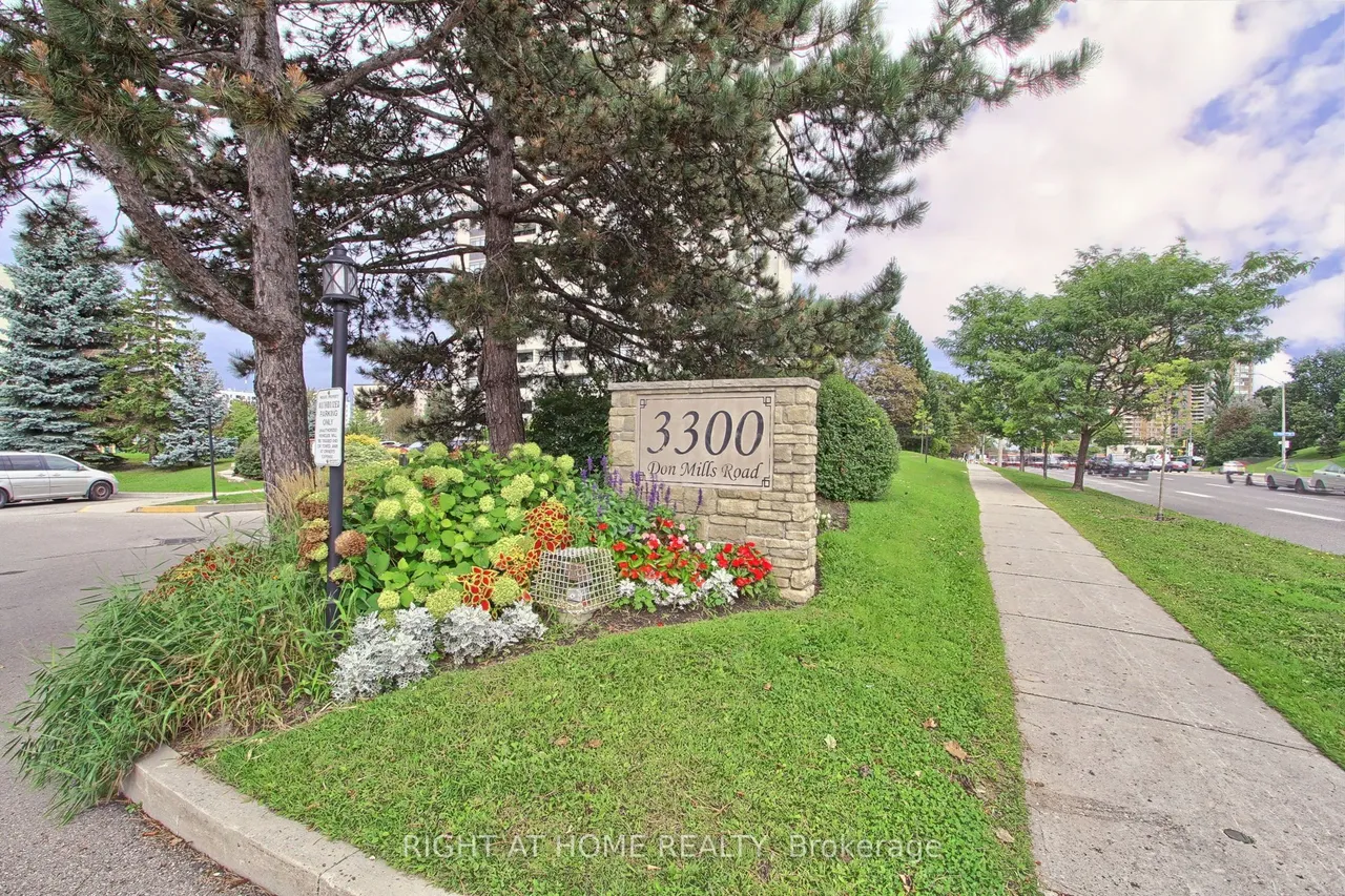 3300 Don Mills Road — photo 2