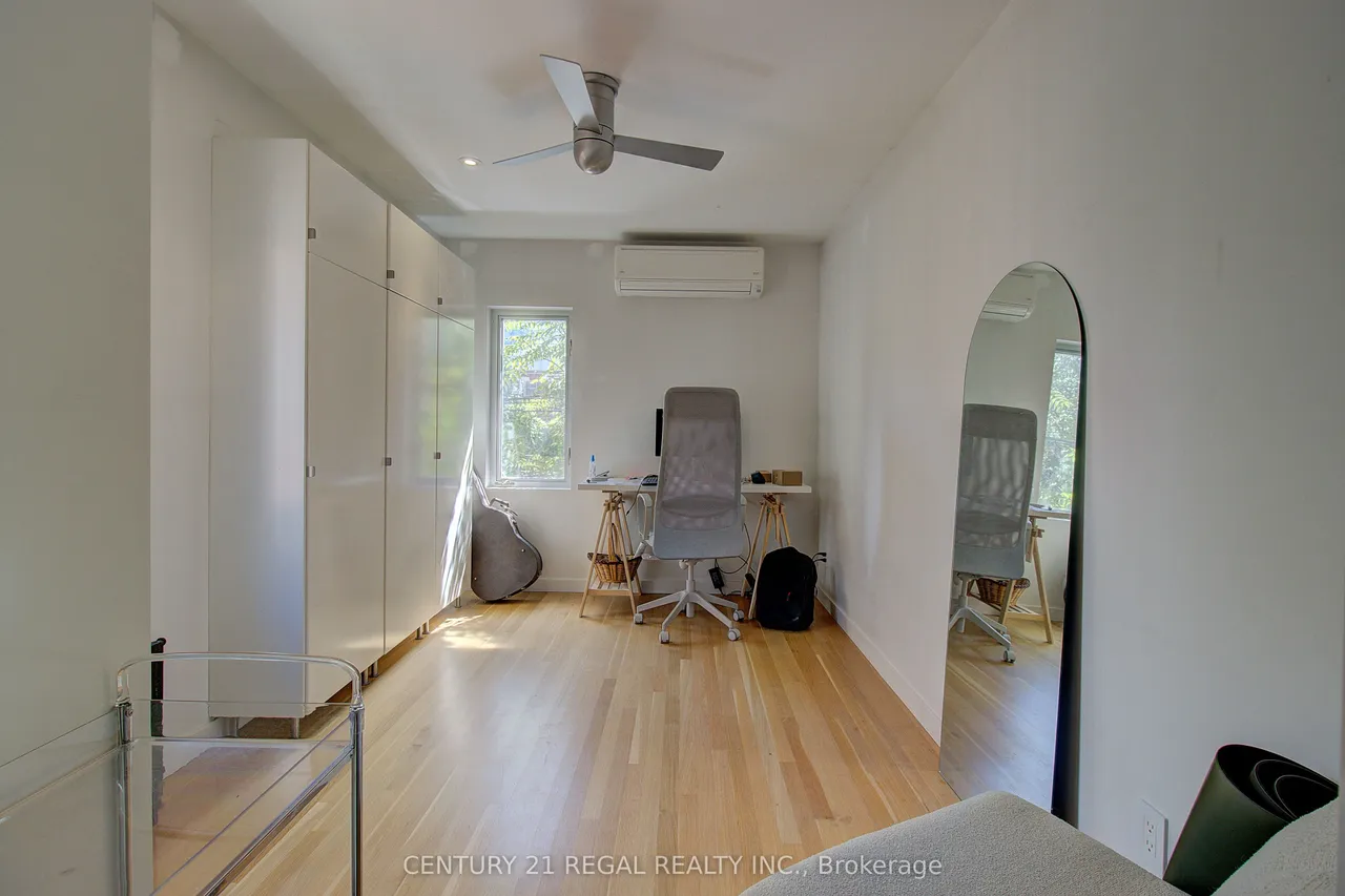 9 Rebecca Street — photo 17