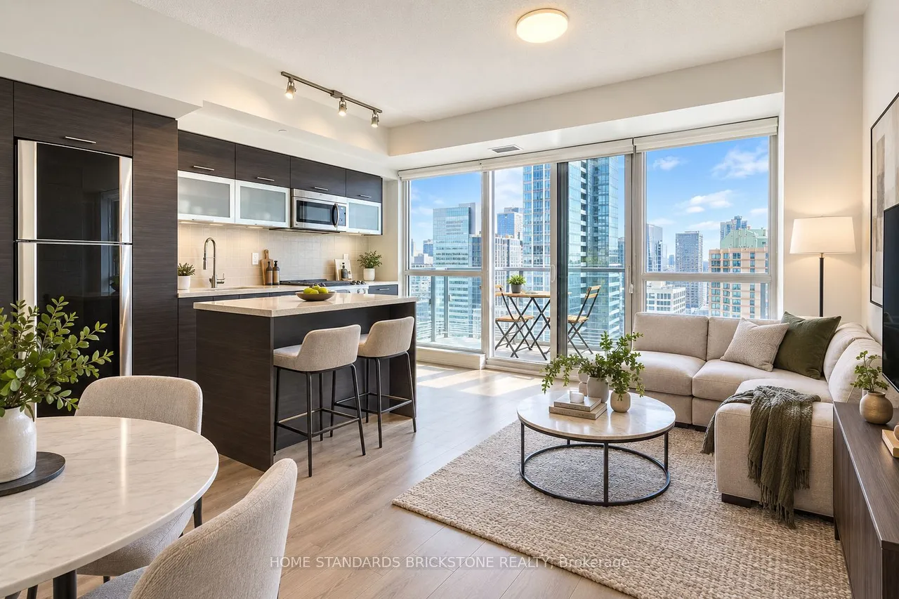 386 Yonge Street