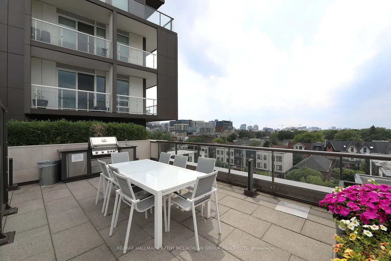 80 Vanauley Street — photo 24