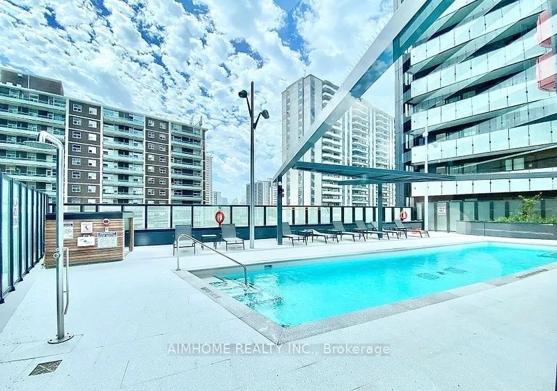 585 Bloor Street E — photo 20