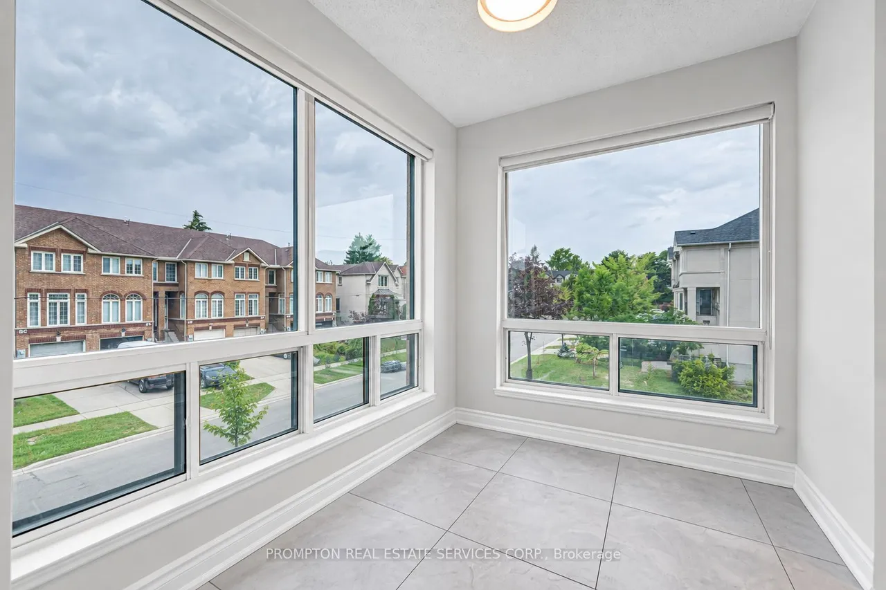 1 Hycrest Avenue — photo 11