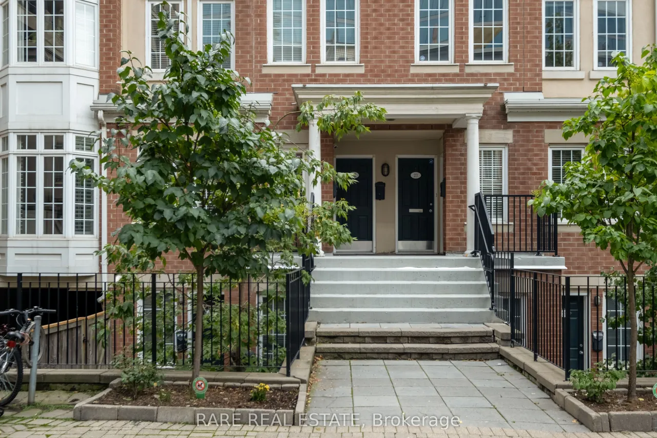 11 Niagara Street