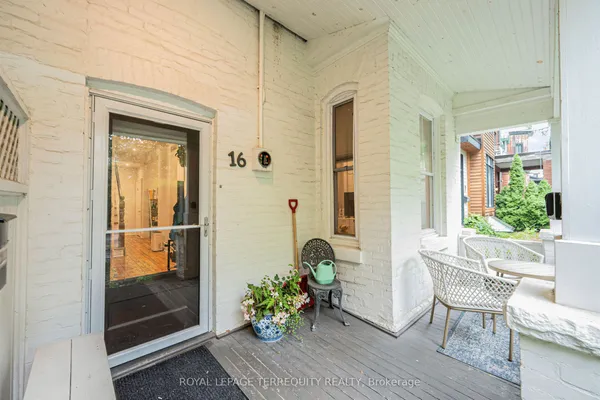 16 Fennings Street — photo 2