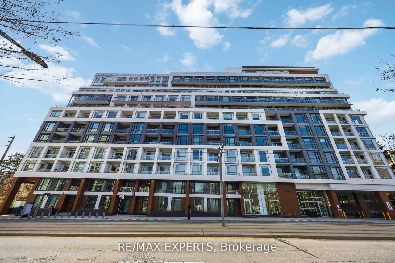 223 St Clair Avenue W — photo 35