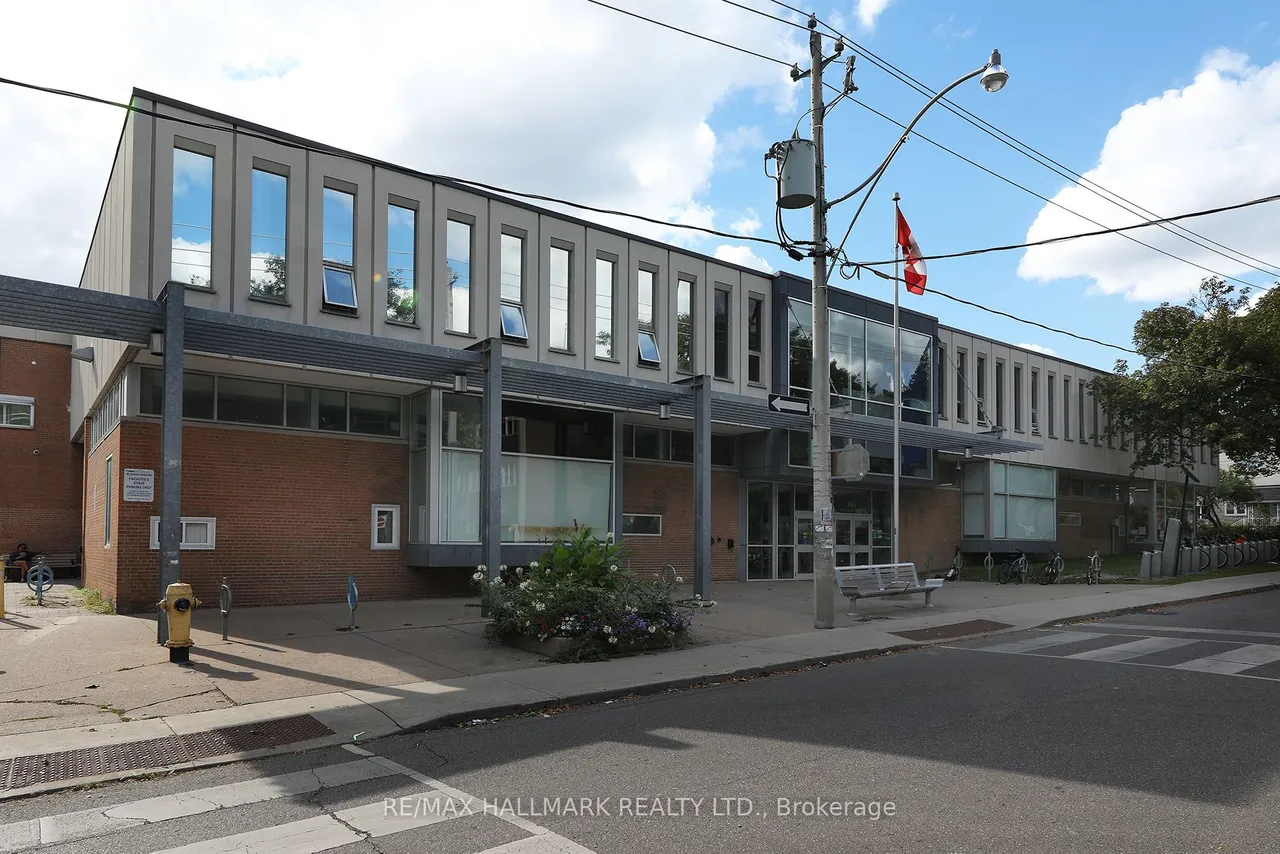 156 Brock Avenue — photo 42