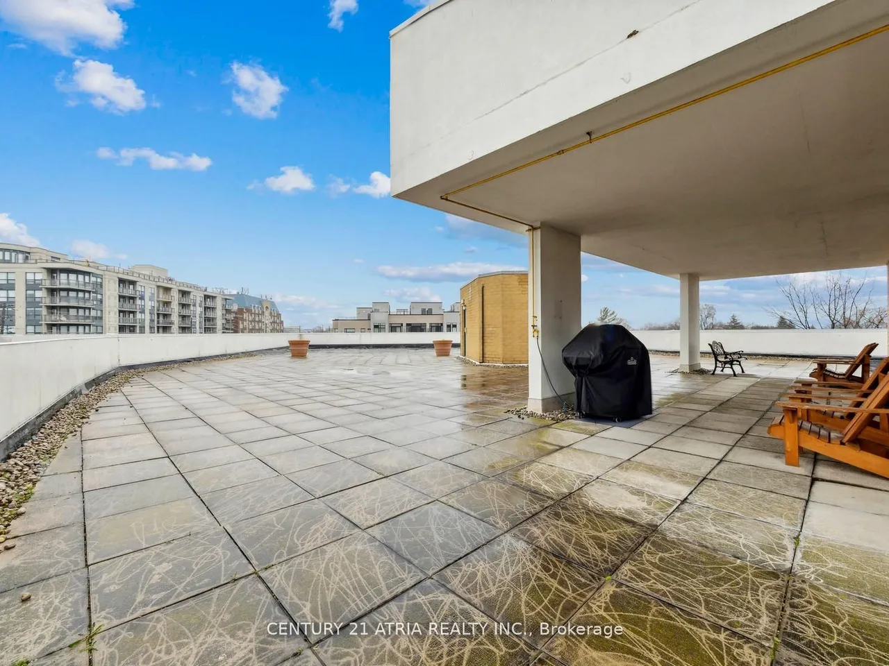 897 Sheppard Avenue W — photo 29