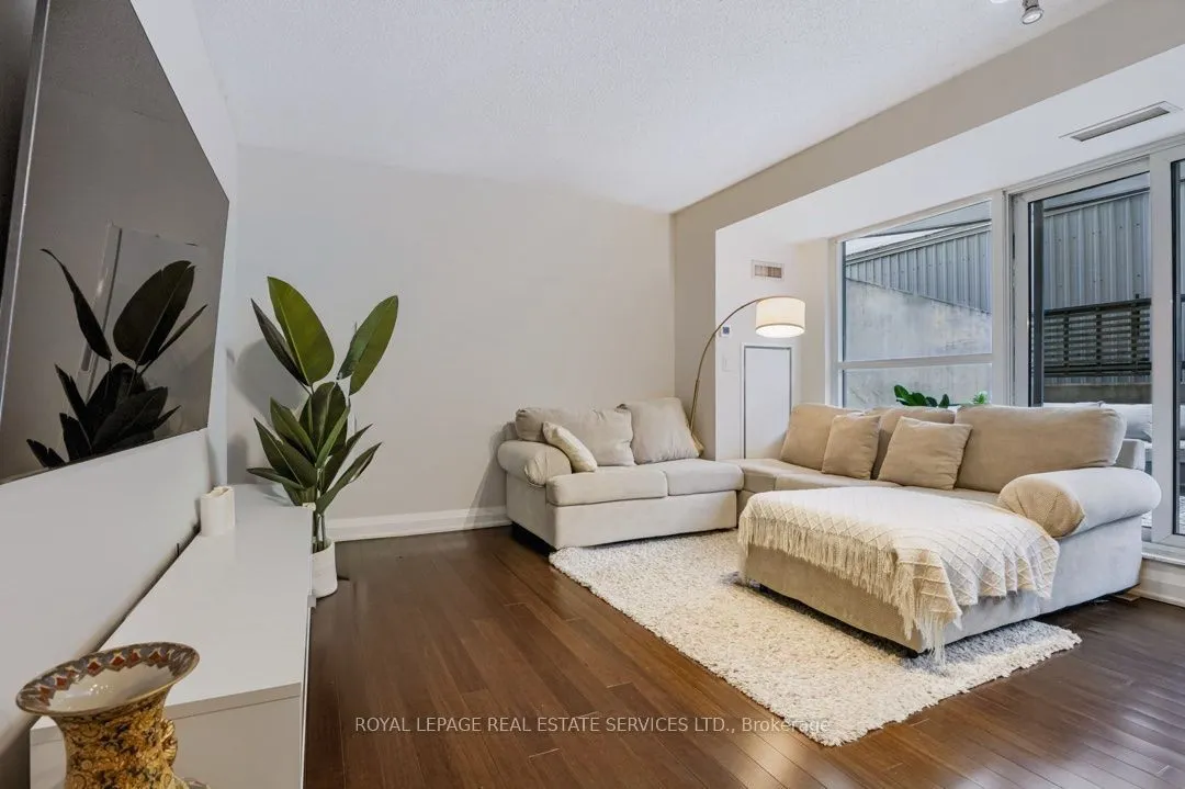 1430 Yonge Street — photo 3
