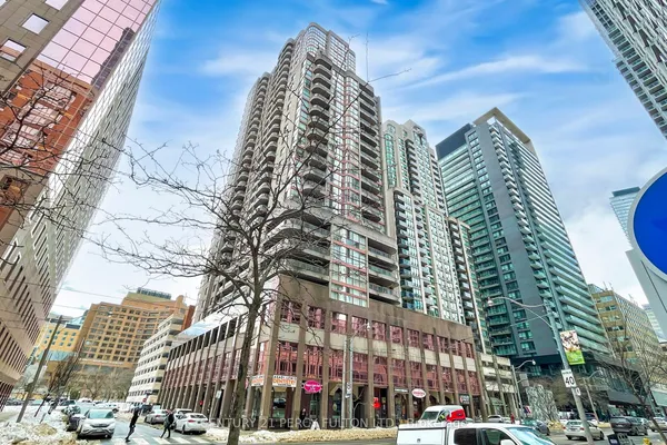 736 Bay Street — photo 2