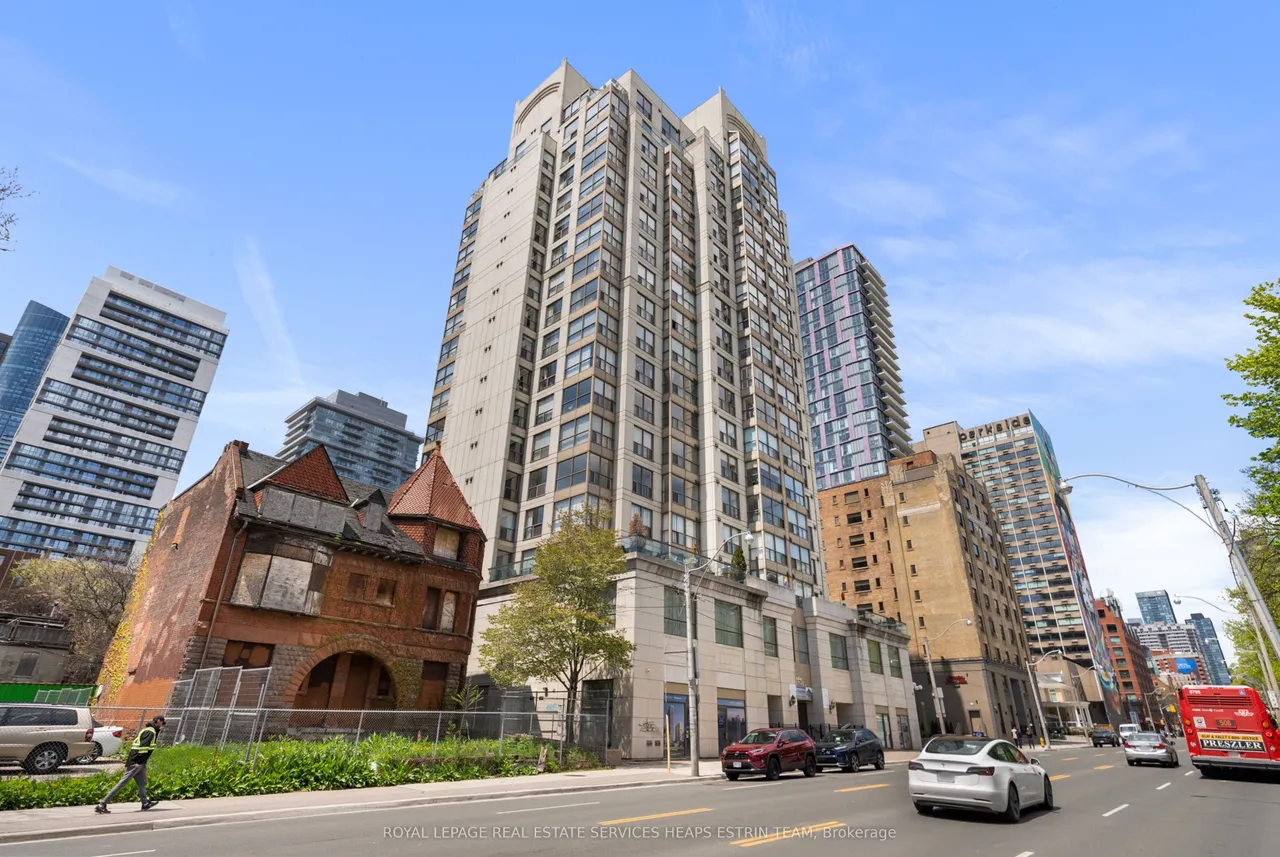 298 Jarvis Street — photo 36