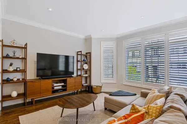 69 Bloorview Place — photo 2