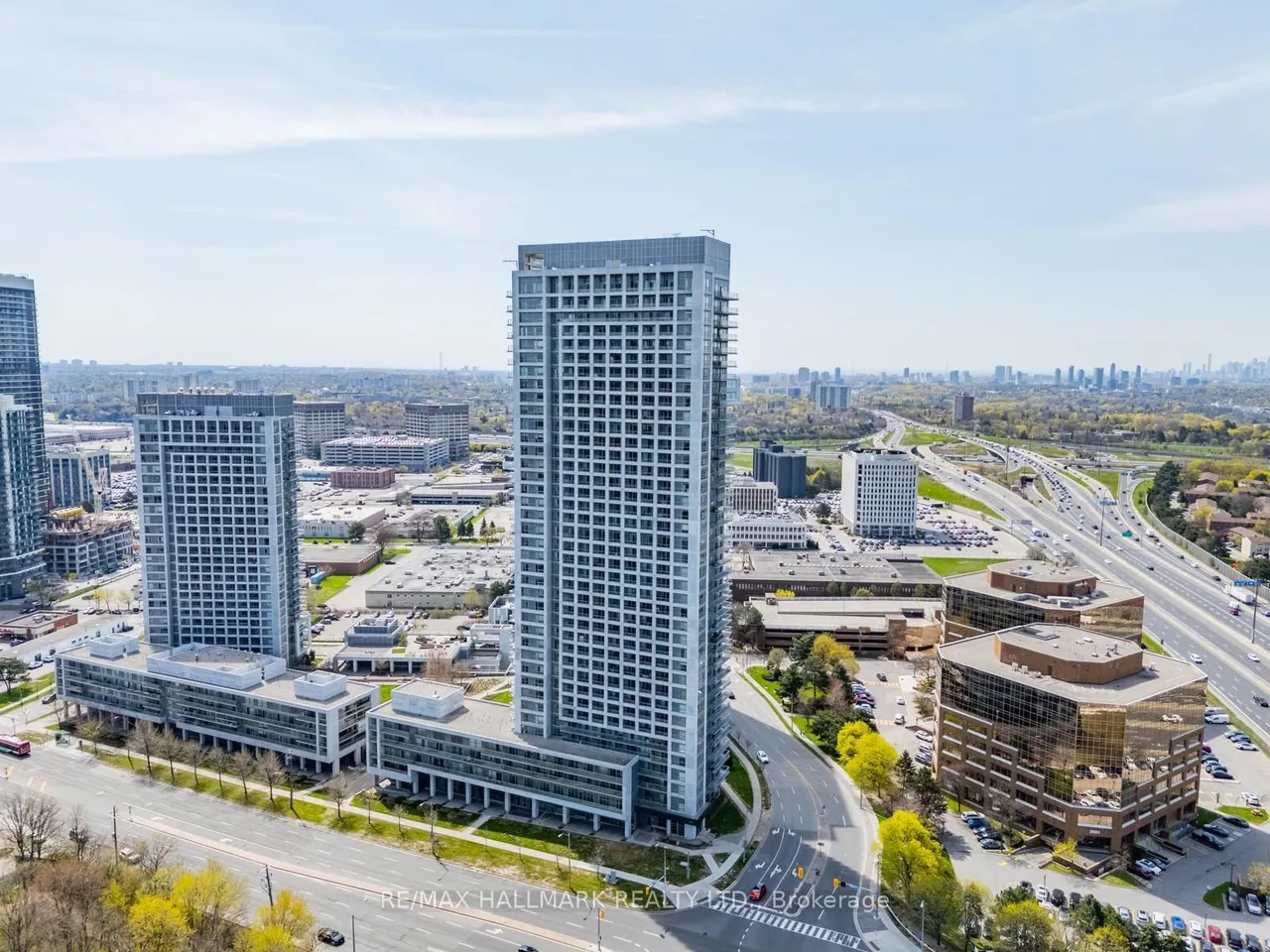 2015 Sheppard Avenue E — photo 19