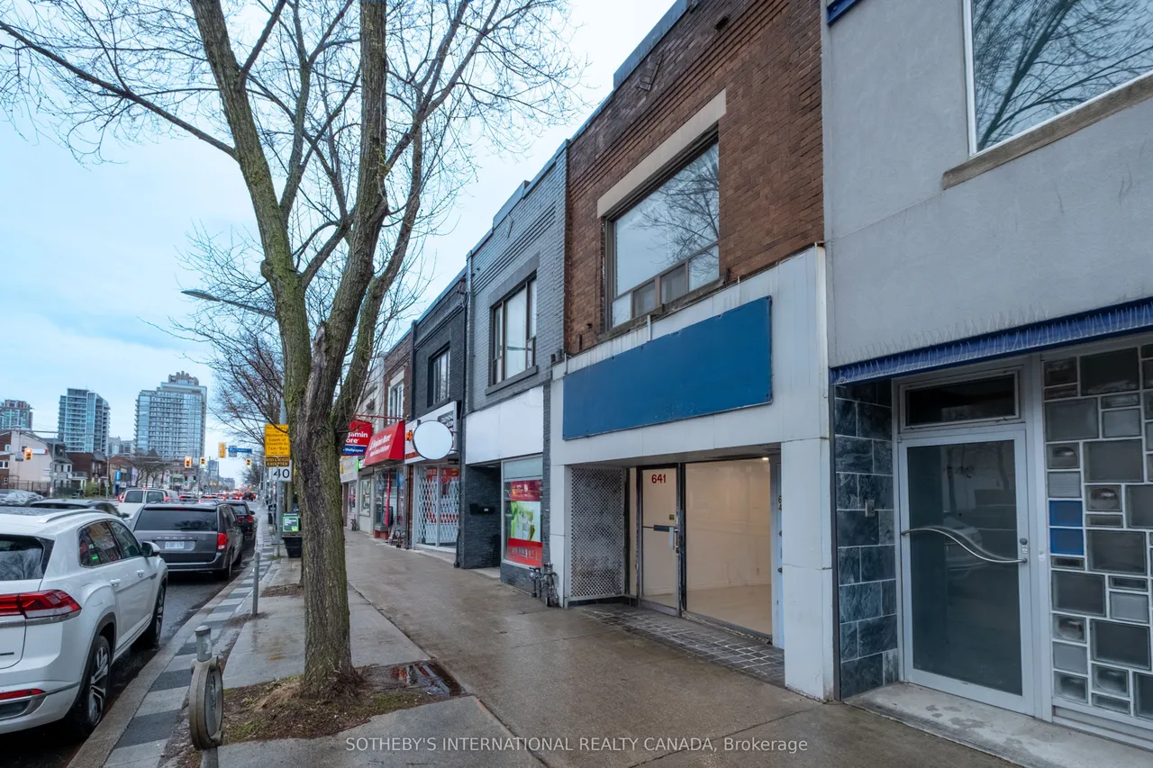 641 St Clair Avenue W — photo 26