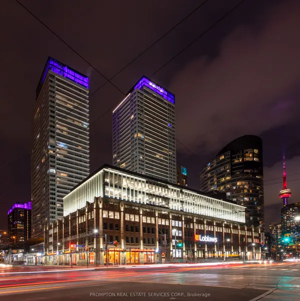 19 Bathurst Street