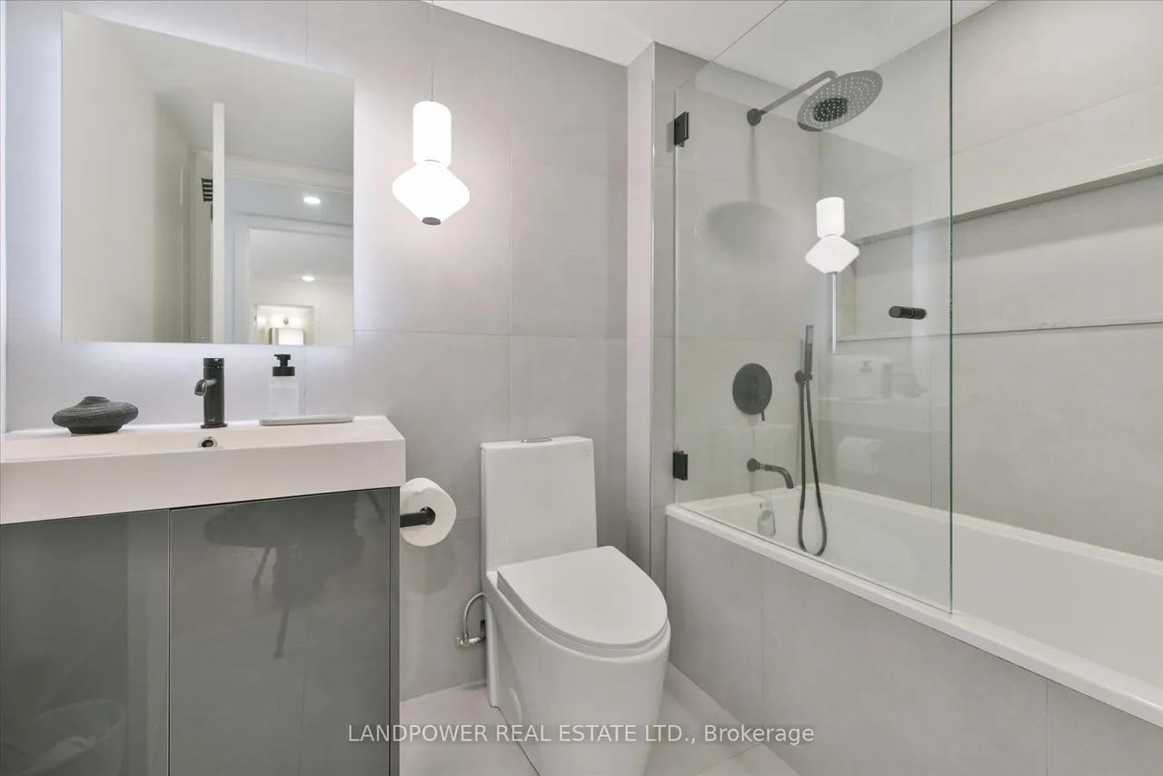 18 Kenaston Gardens — photo 3