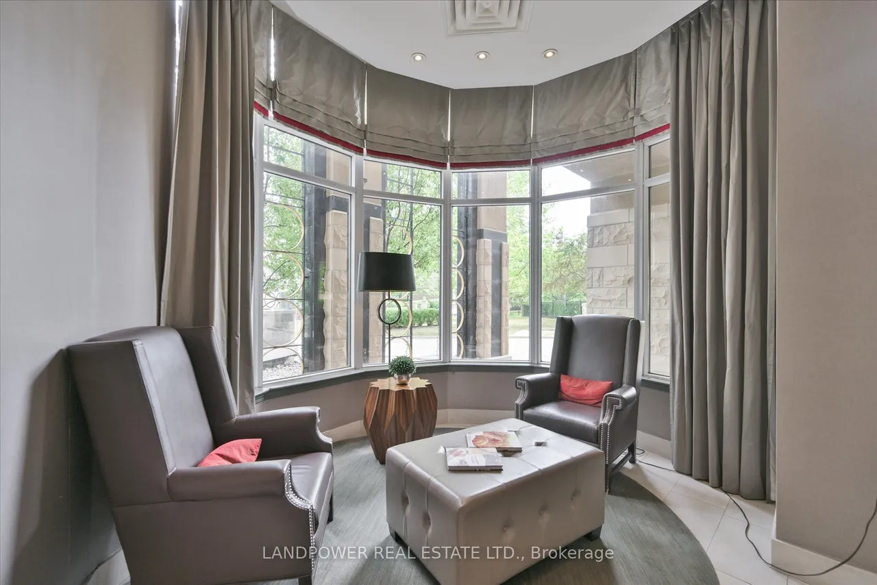 18 Kenaston Gardens — photo 32