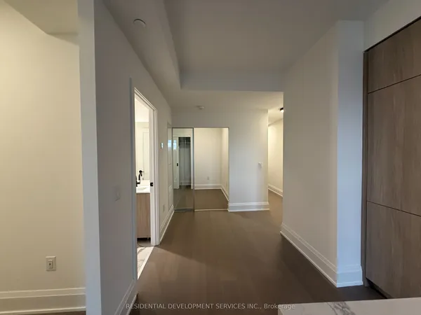 123 Portland Street — photo 2