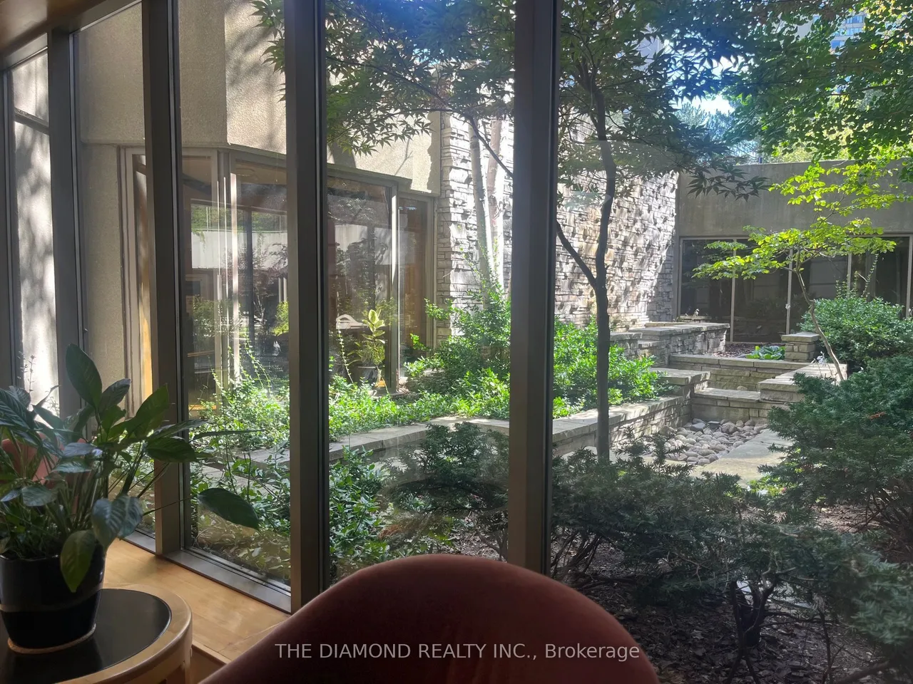 89 Skymark Drive — photo 48