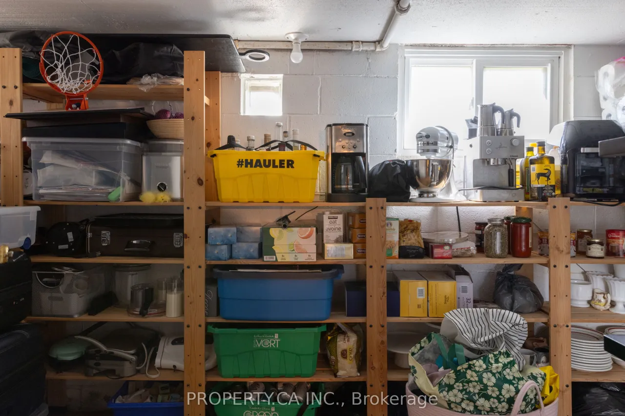 301 Grace Street — photo 37