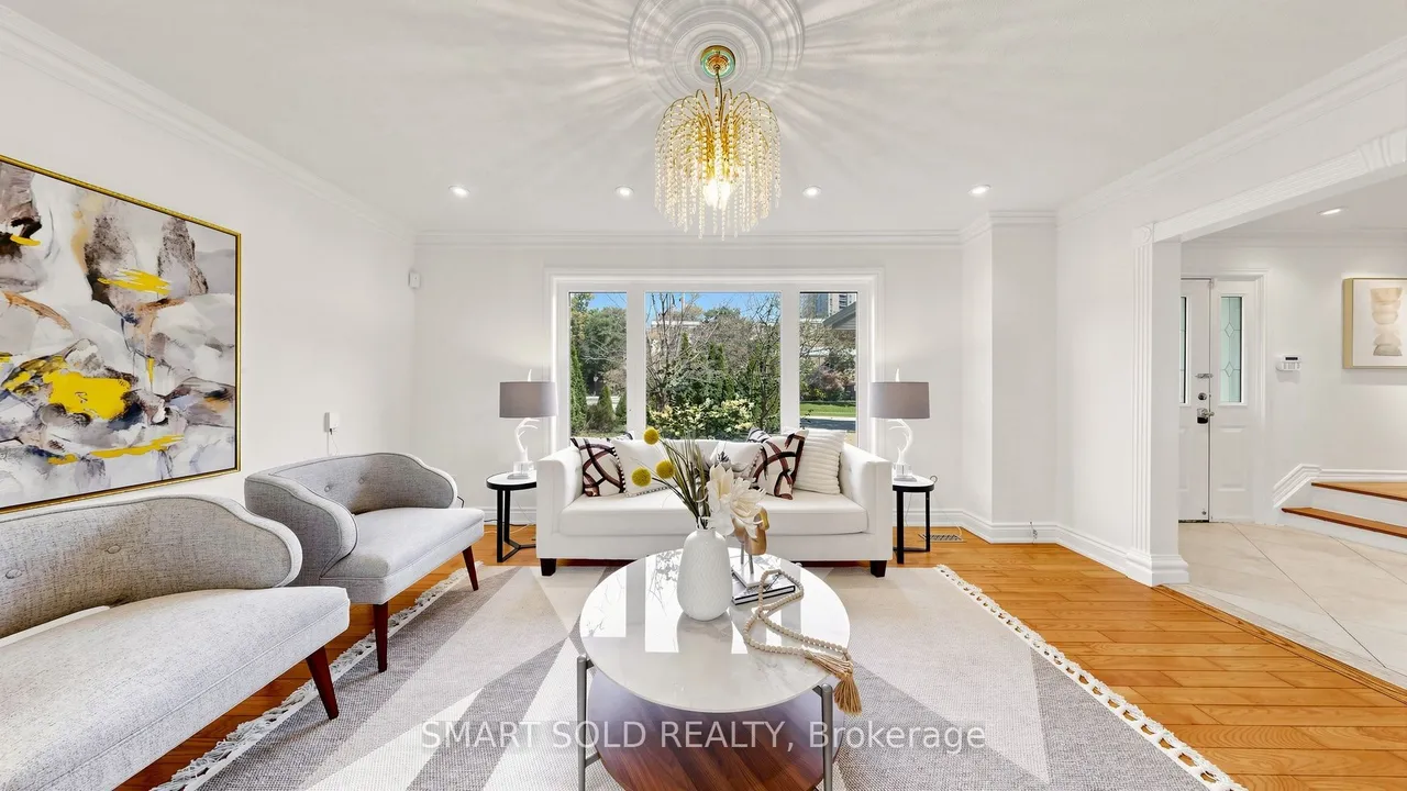 210 Shaughnessy Boulevard — photo 3