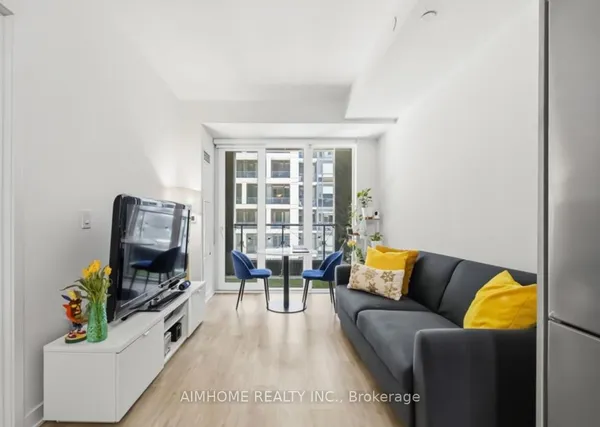 121 Lower Sherbourne Street — photo 2