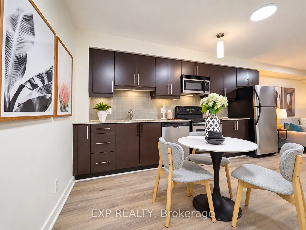 18 Harbour Street — photo 3