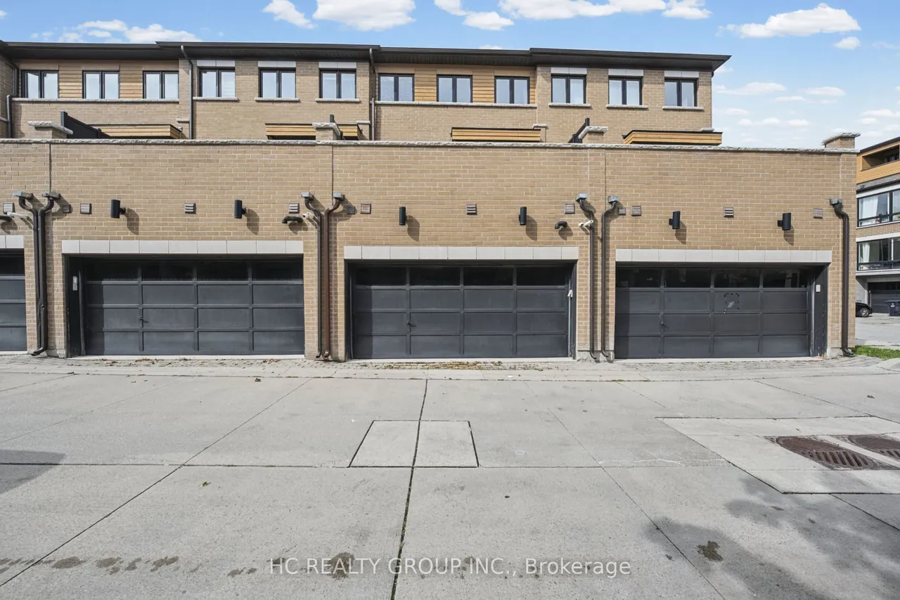 36 Kenneth Wood Crescent — photo 45