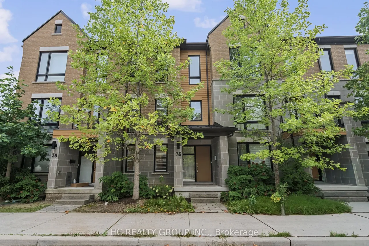36 Kenneth Wood Crescent — photo 2