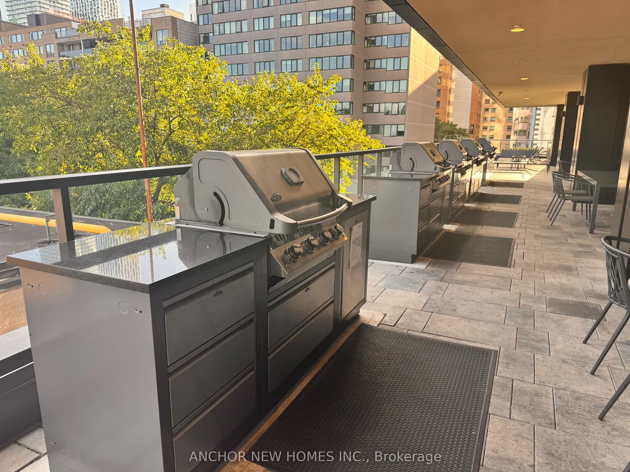 319 Jarvis Street — photo 28