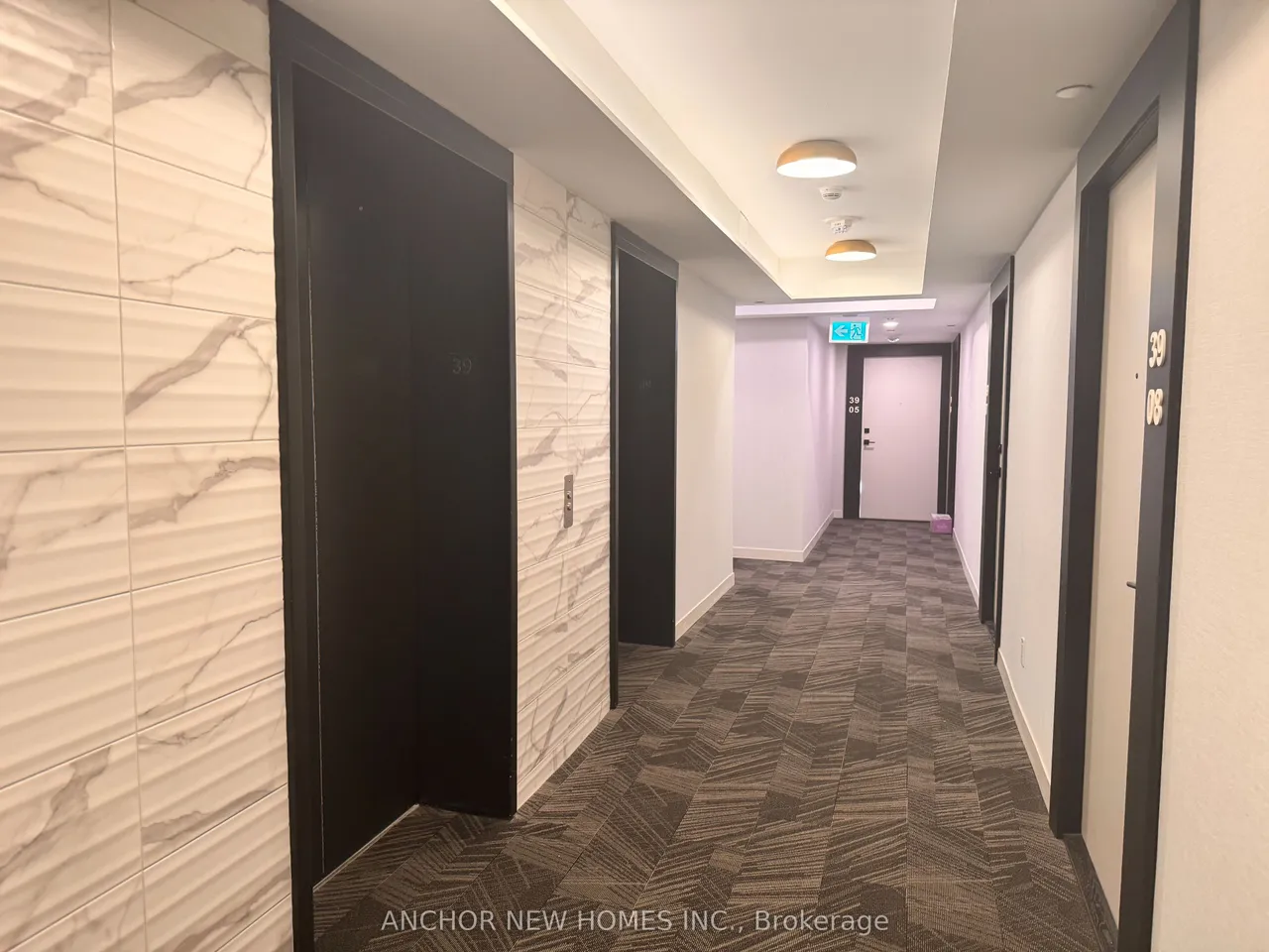 319 Jarvis Street — photo 3