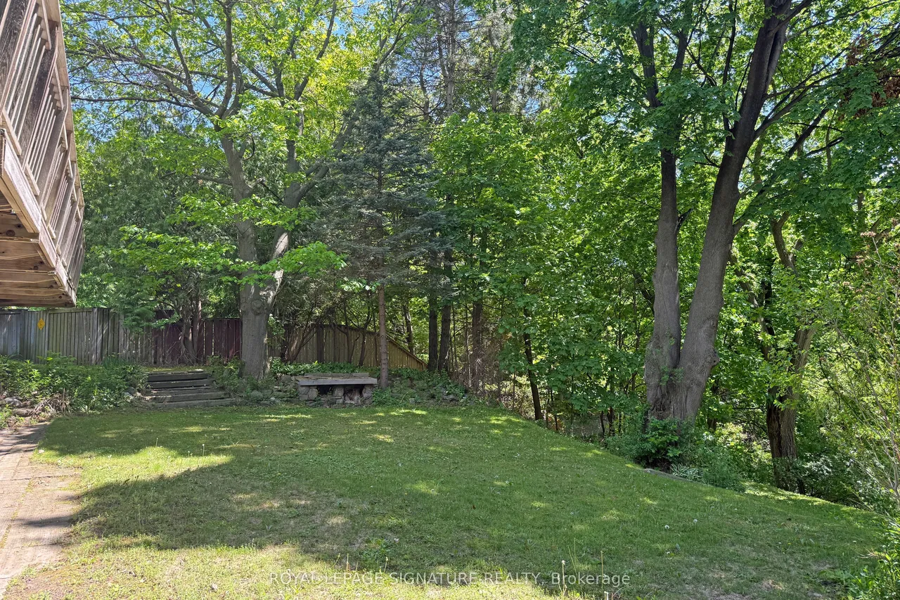 12 Ruden Crescent — photo 42