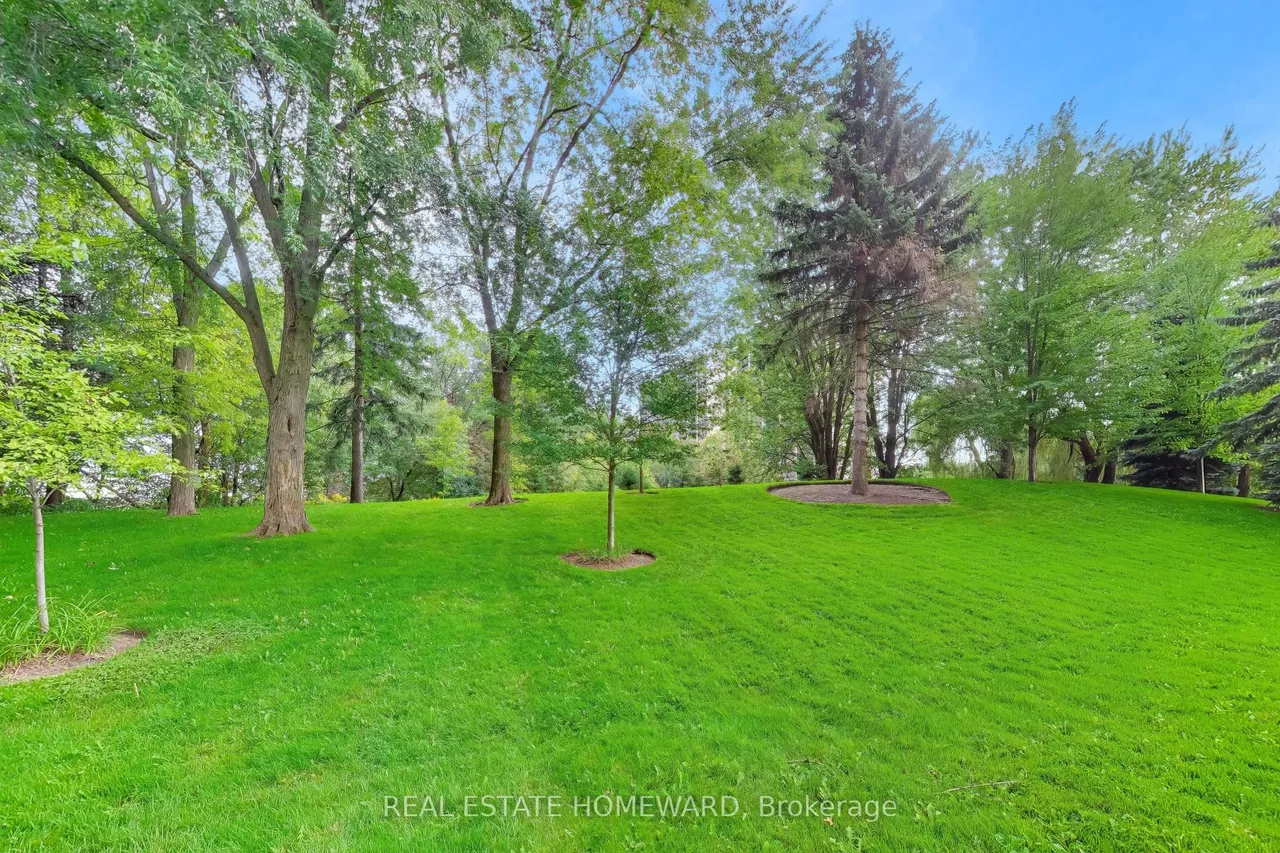 75 Wynford Heights Crescent — photo 37