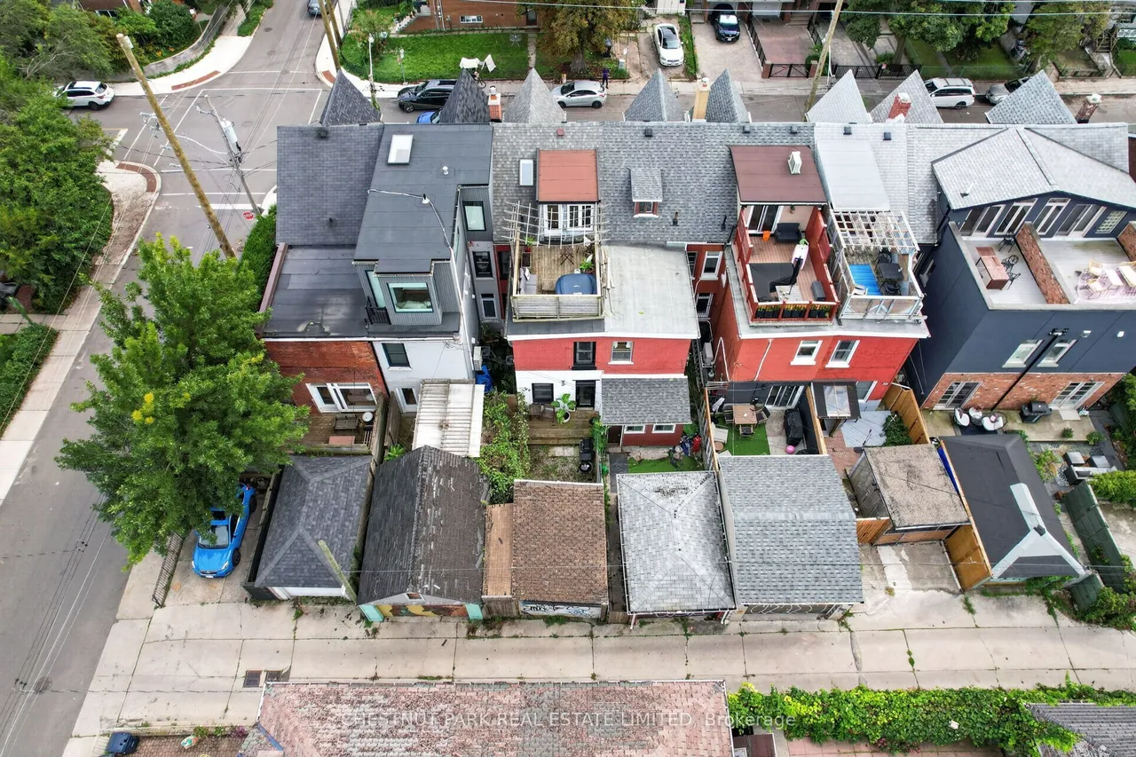 28 Robinson Street — photo 37