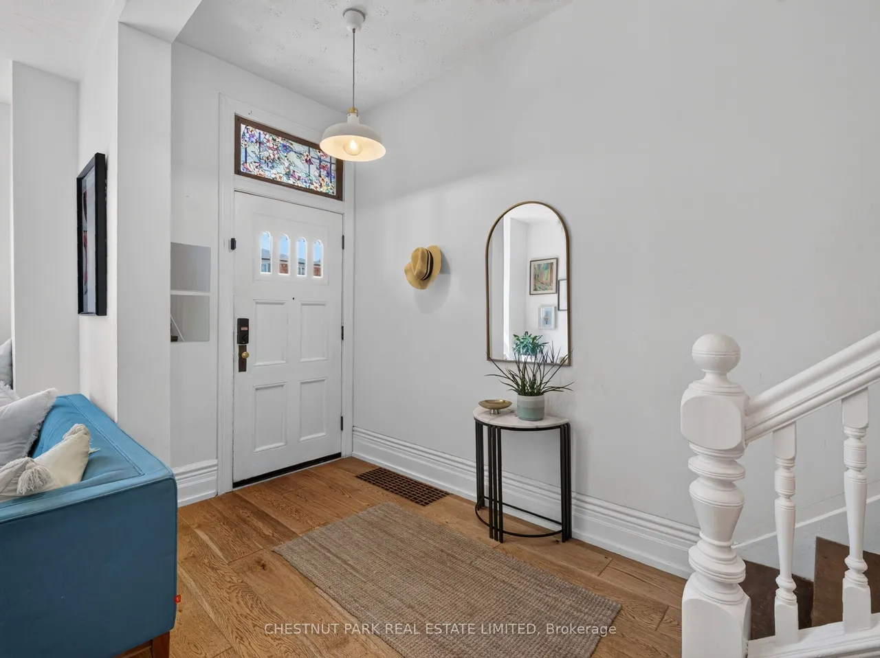 28 Robinson Street — photo 3