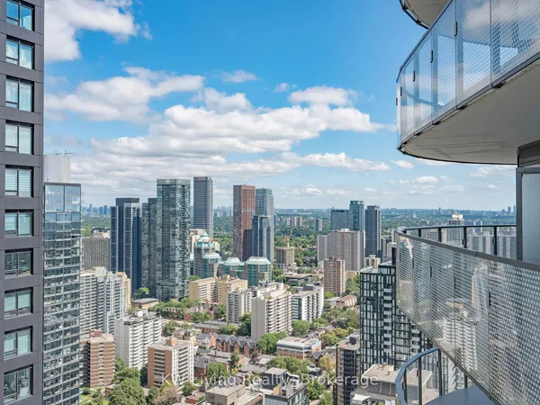 11 Wellesley Street — photo 2