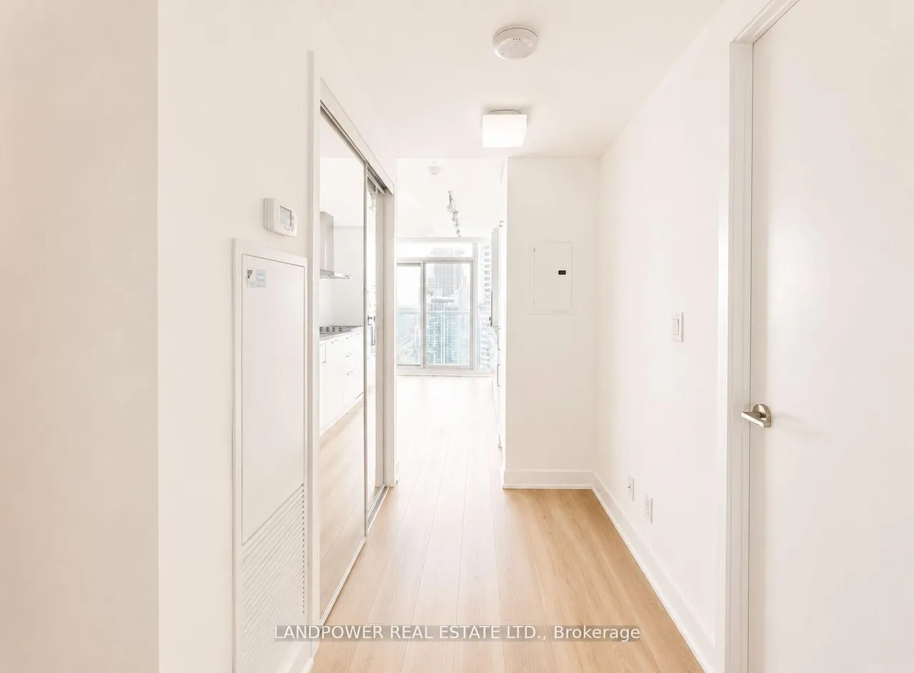 12 York Street — photo 3
