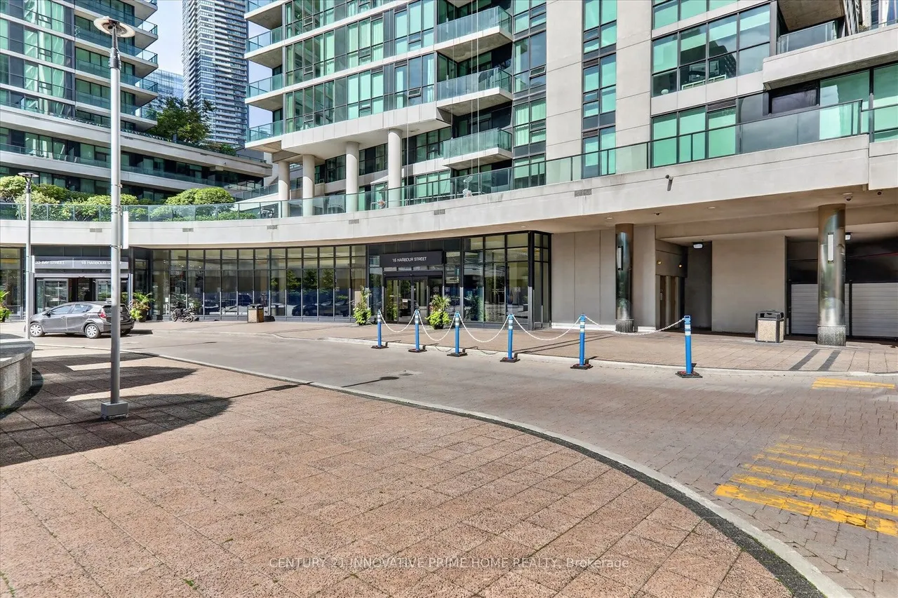 16 Harbour Street — photo 3