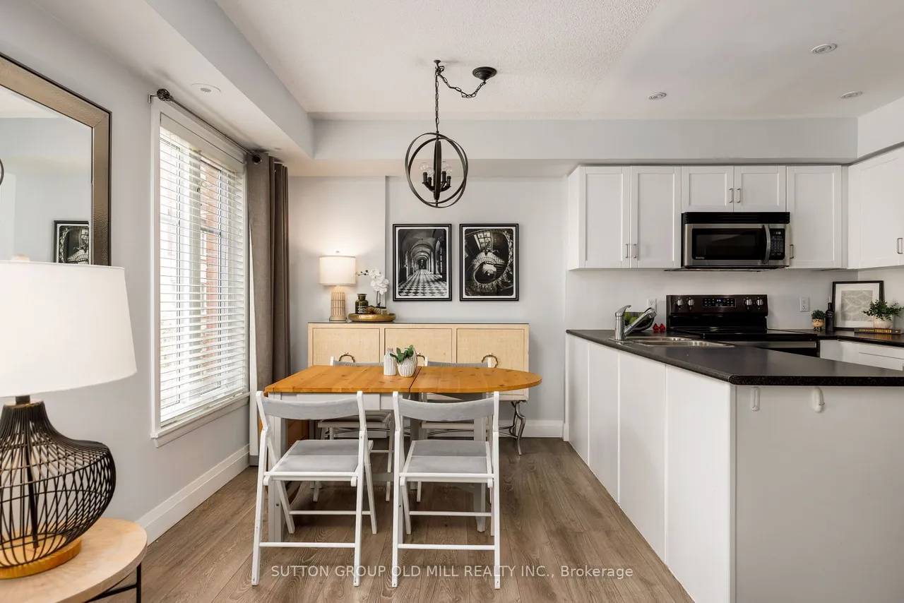 46 Western Battery Road — photo 2