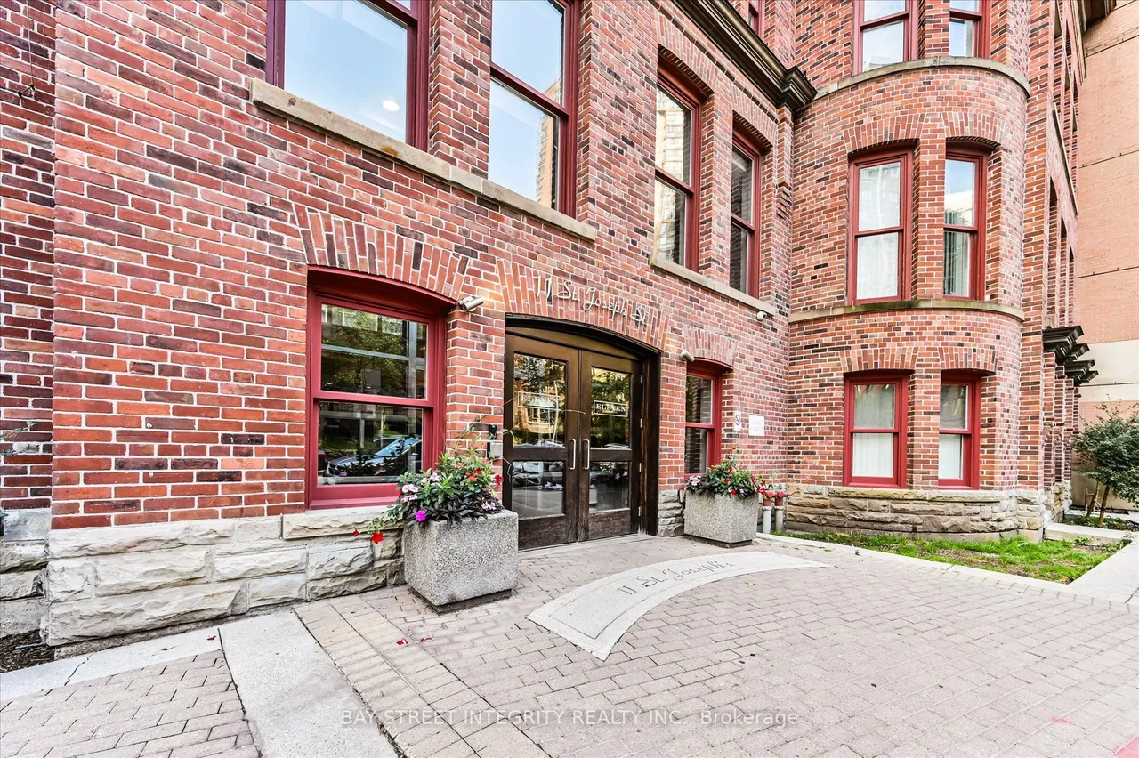 11 St Joseph Street — photo 3