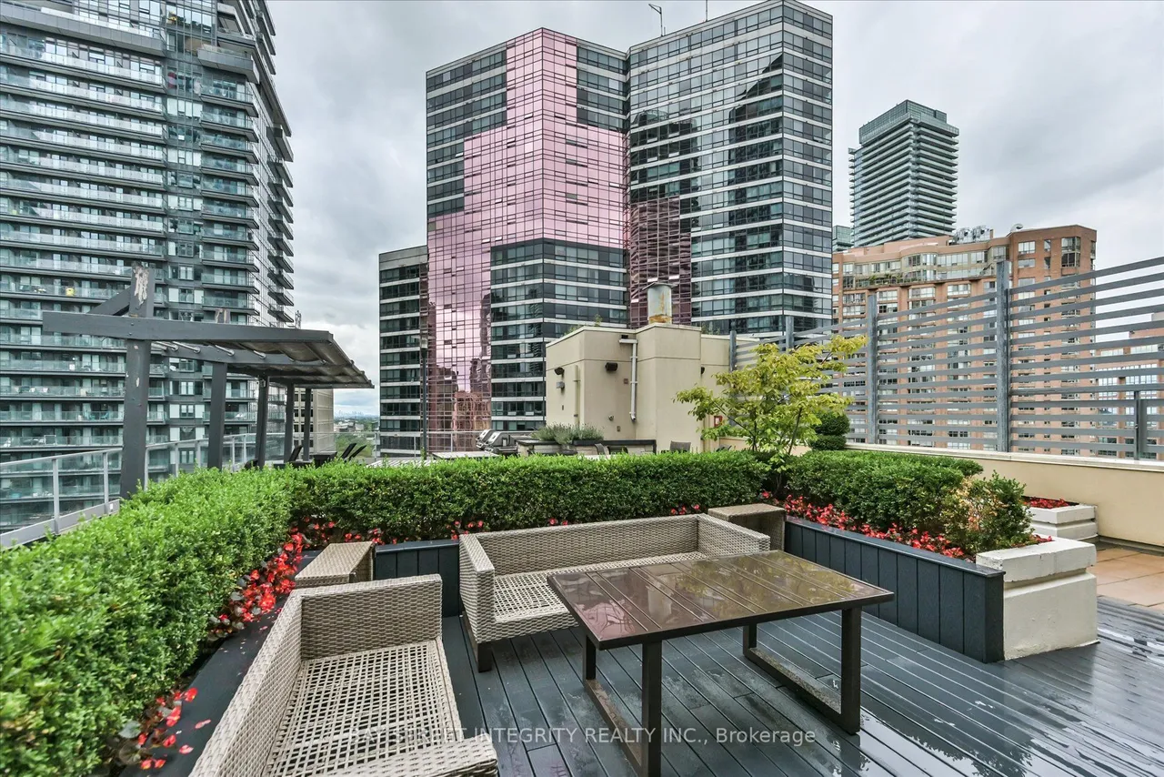 11 St Joseph Street — photo 24