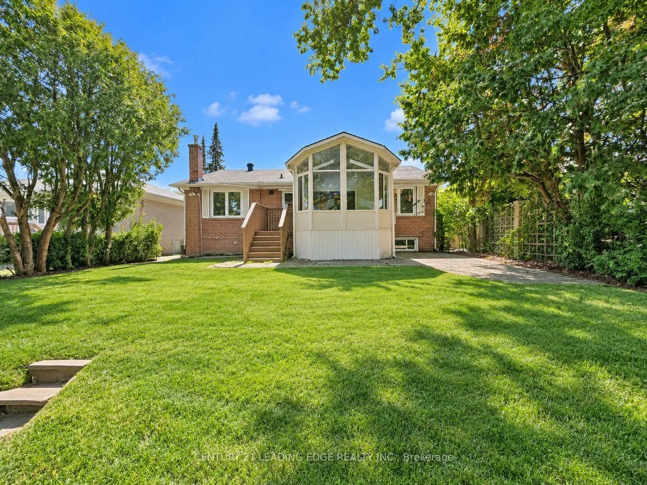 39 Sumner Heights Drive — photo 2