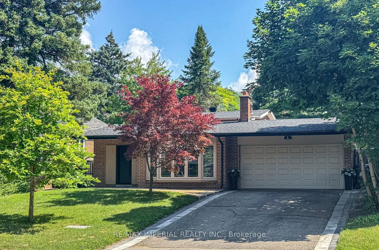 4 Quincy Crescent
