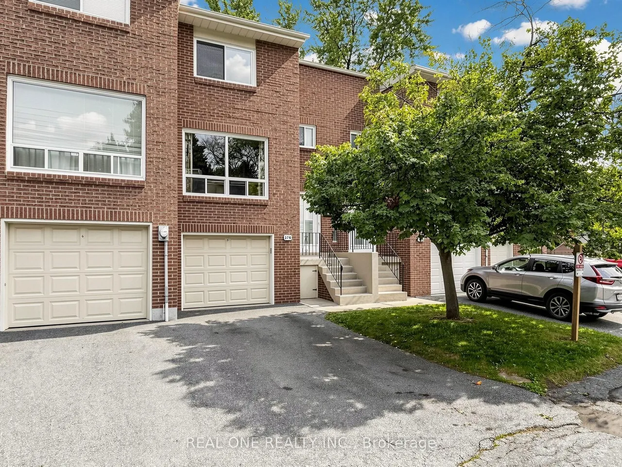 174 Rusty Crestway — photo 2