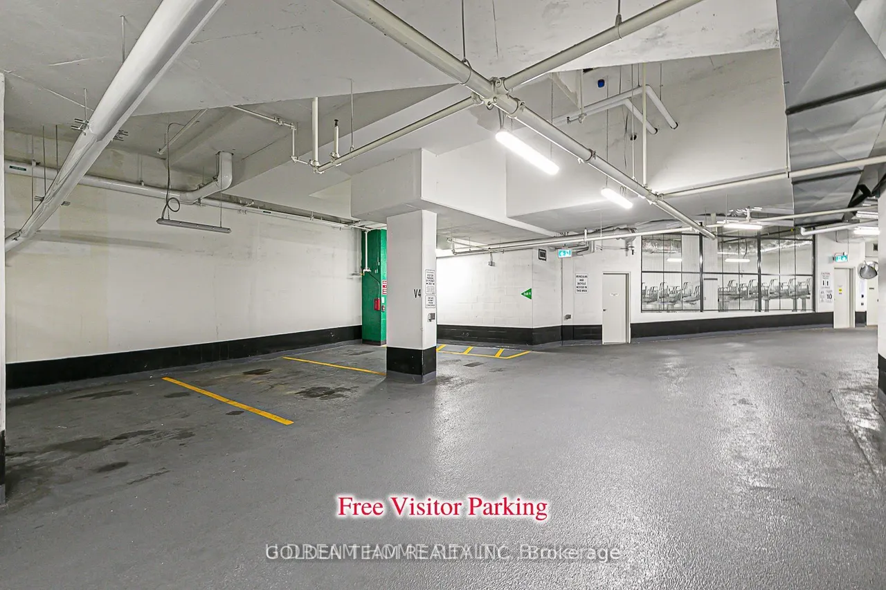 219 Dundas Street E — photo 37